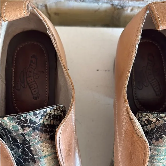 Freebird Women's Shoes