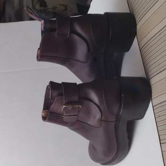Freelance vintage women thick Leather Ankle Boots