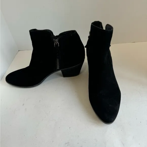 Frye &quot;Judy&quot; Black Suede Double Zip Block Heel Ankle Booties Womens Shoes Size 10