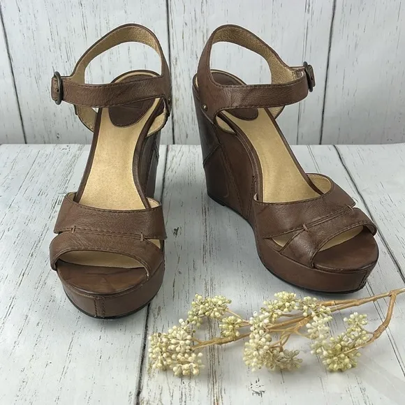 Frye Corinna Campus Brown Leather Wedge Sandals Womens Size 8.5 Boho Open Toe