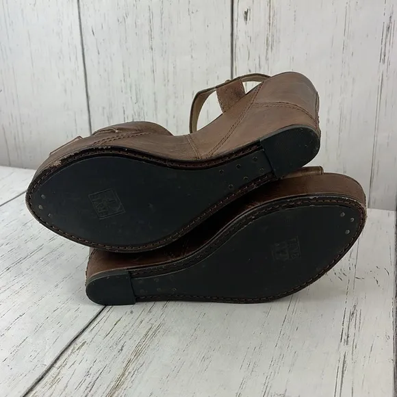Frye Corinna Campus Brown Leather Wedge Sandals Womens Size 8.5 Boho Open Toe