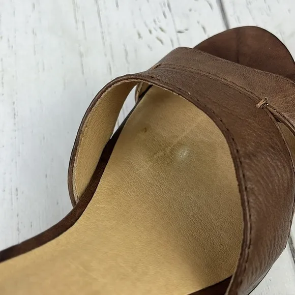 Frye Corinna Campus Brown Leather Wedge Sandals Womens Size 8.5 Boho Open Toe