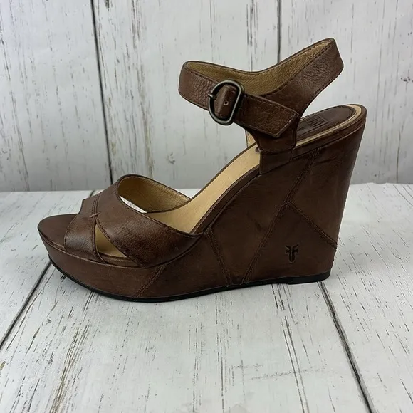 Frye Corinna Campus Brown Leather Wedge Sandals Womens Size 8.5 Boho Open Toe