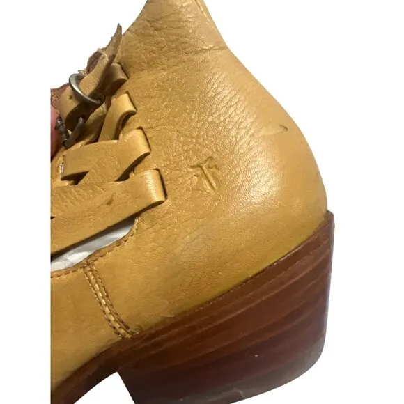 Frye NWOT Carson Belted Leather Banana Tan Ankle Bootie
