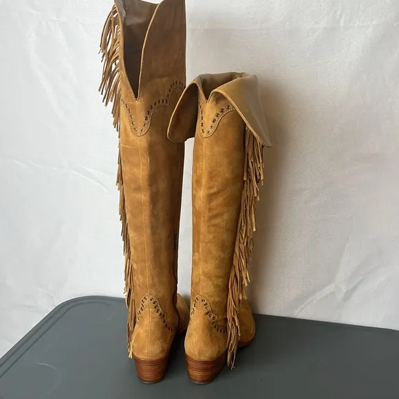 Frye Ray Fringe Over The Knee Tall Suede Grommet Point Toe Boots Like new 6.5