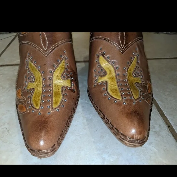 Frye Stylish Brown Leather Mules Boots Abstract Design Leather Multicolored S2