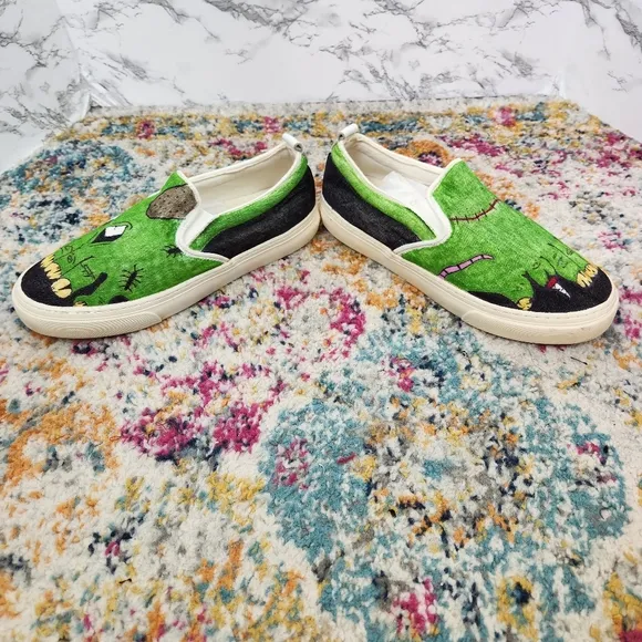 Gap Canvas Slip On Sneakers with Zombie Feet Sharpie Art Size 9