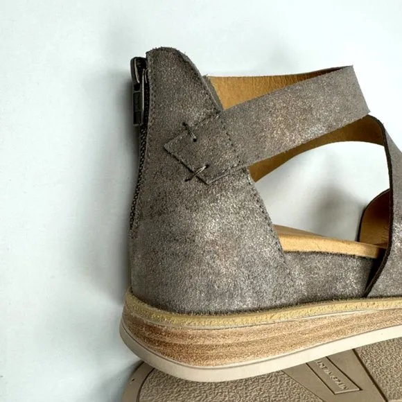 Garnet Hill Luna Sport Sandals Women 38 US 8‎ NWOB $169 Zip Closure Wedge