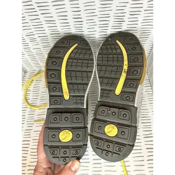 GDefy Gravity Defyer Comfort Light Gray Yellow  TB9011FGY-M Men’s  7.5 Women’s 9