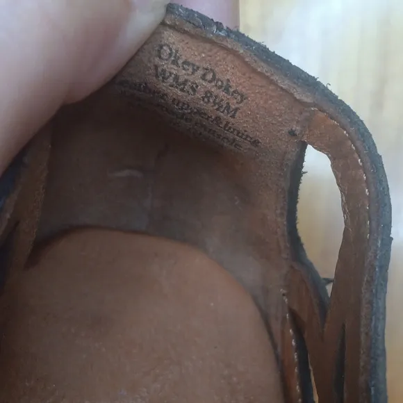 Gentle Souls Women's Black Wedge Sandals Size 8.5