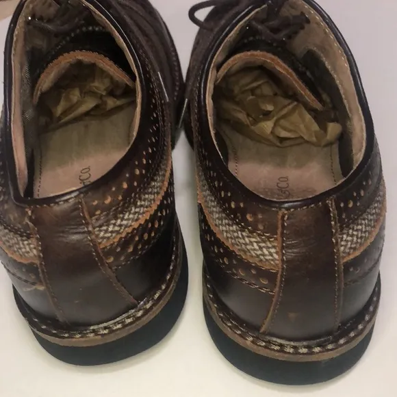 GH Bass Co Mens Bremmer Wingtip Oxford Dress Shoes Brown Herringbone Leather 9D.