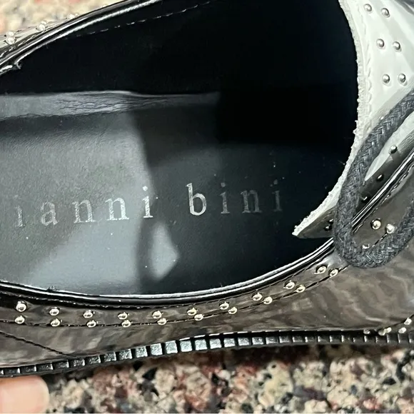 Gianni Bini Colorblock Studded Creeper Shoes 9.5 Oxford lace up Platform wedge
