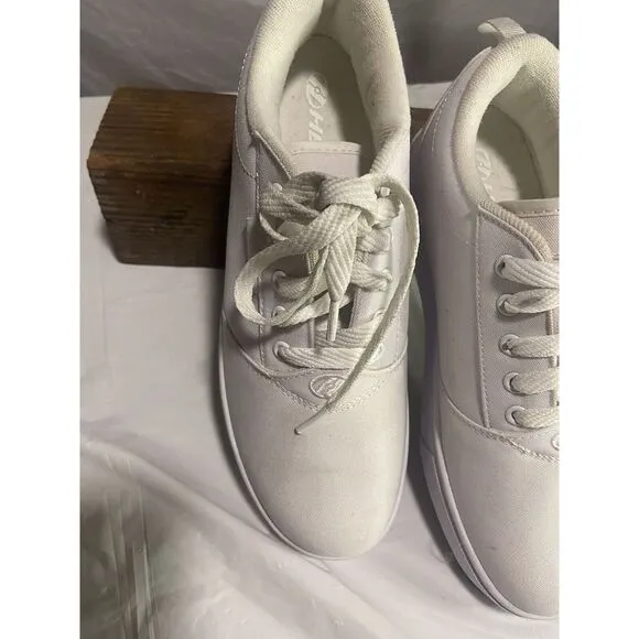 Girls Youth Heelys Pro 20‎ White Skate Tennis Shoes-Size 6Y-Great Condition