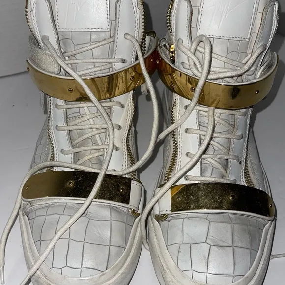 Giuseppe men’s croc embossed Gold and White High-Top Sneakers size 10