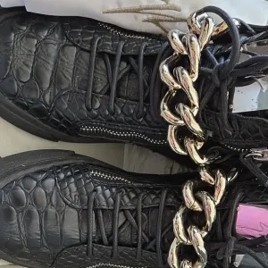 Giuseppe Zanotti Black Textured Sneakers with Gold Chain