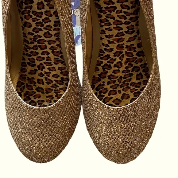 Gold Glitter Sparkly High Heeled Platform Pumps CD size 9M