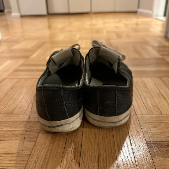 Golden Goose V Star Sneakers