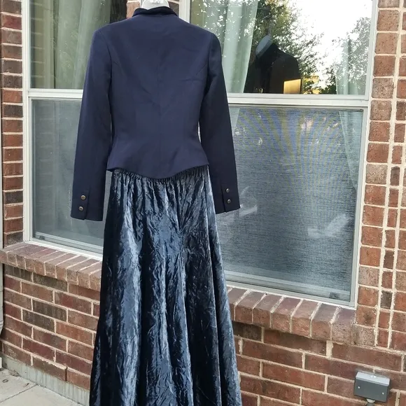 Gorgeous Vintage Double D Ranch Western cowgirl goth Crushed Velvet skirt