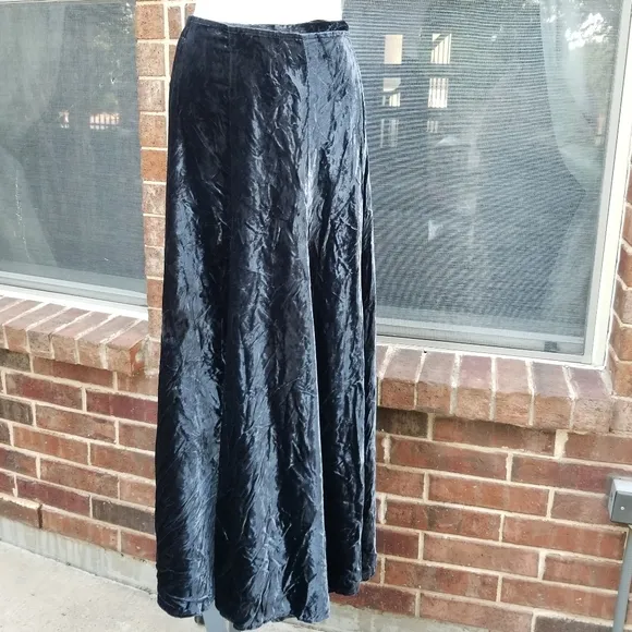 Gorgeous Vintage Double D Ranch Western cowgirl goth Crushed Velvet skirt