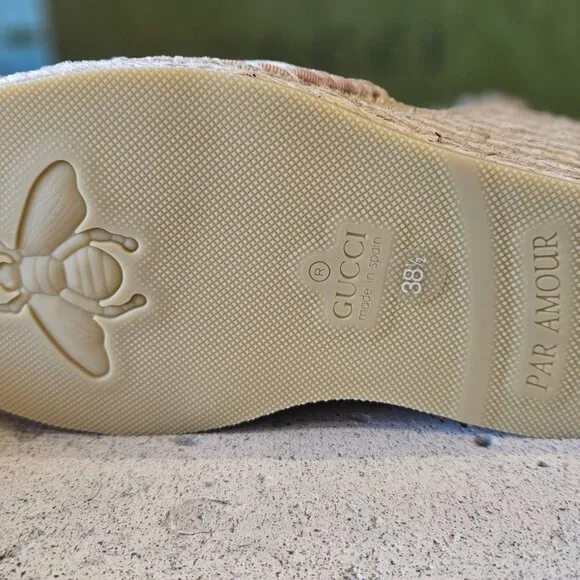 Gucci GG Platform Slide Sandal 725836 FAA7L - 9099 Beige Canvas Size 38  New Wom