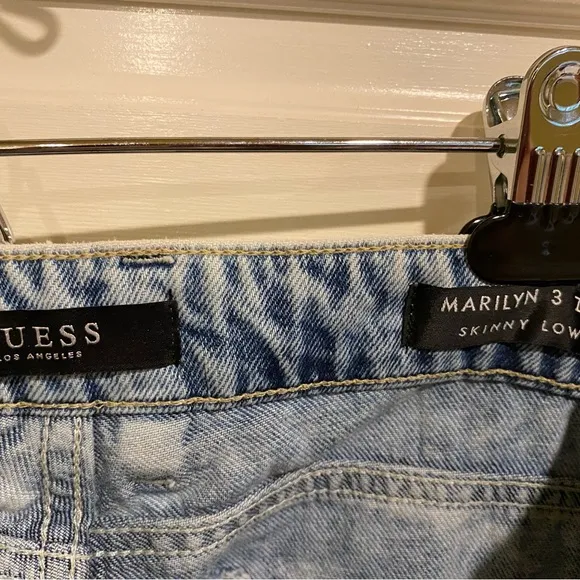 Guess Womens’s Marilyn 3 zip embellished skinny jeans.