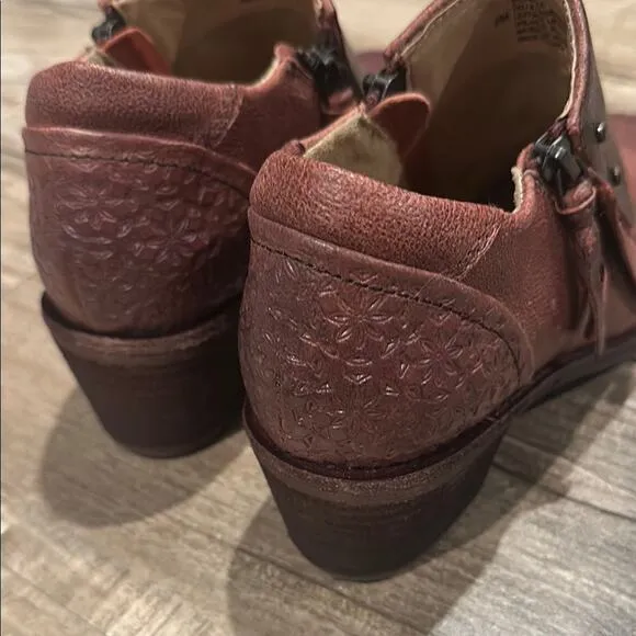 HALSA Footwear Michelle 8