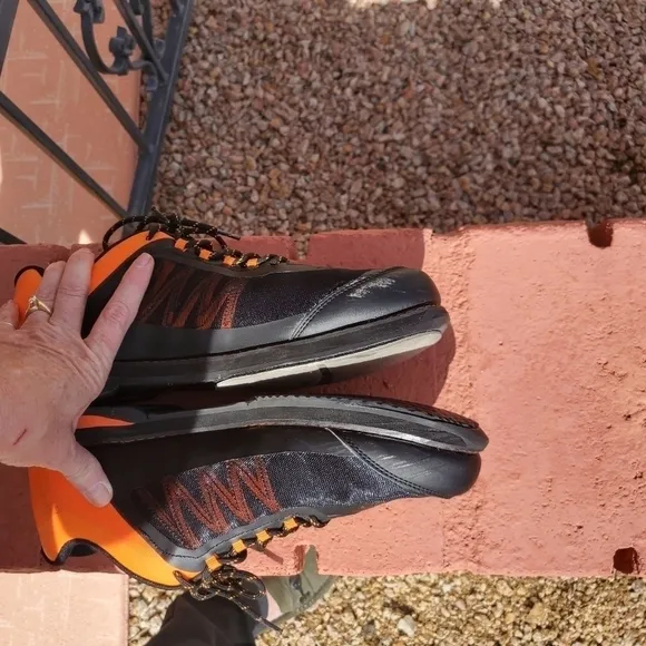Hammer Rogue Orange &amp; Black Tie Bowling Sz. 10.5 Shoes