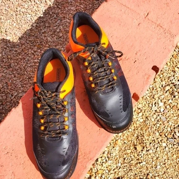 Hammer Rogue Orange &amp; Black Tie Bowling Sz. 10.5 Shoes