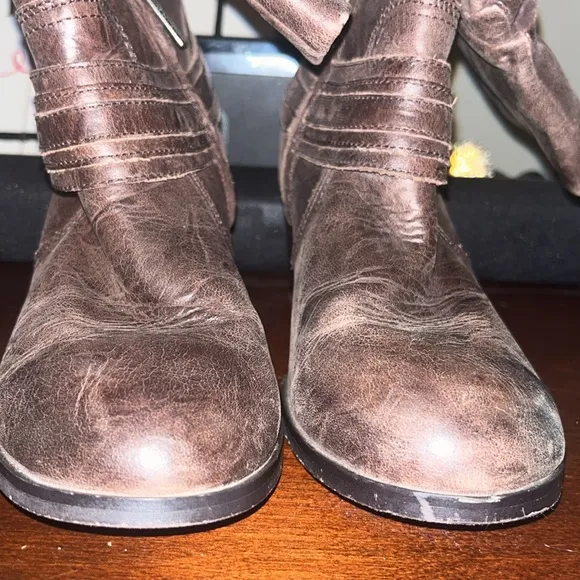 Harley Davidson Vintage Brown/ Gray Leather Heeled Harness Boots Woman’s sz8