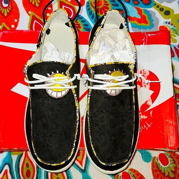 Hazzy dude Custom Shoes Mens Size 9