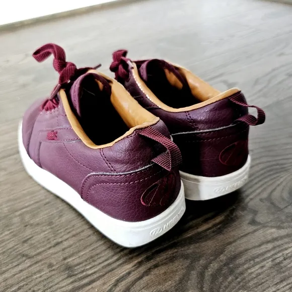 Heelys Burgundy Leather Sneakers With Wheels Sz 6