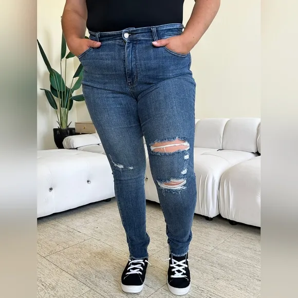 High-Rise Skinny Stretch Distressed Slim Torn Denim Raw Hem Jean Pants Judy Blue