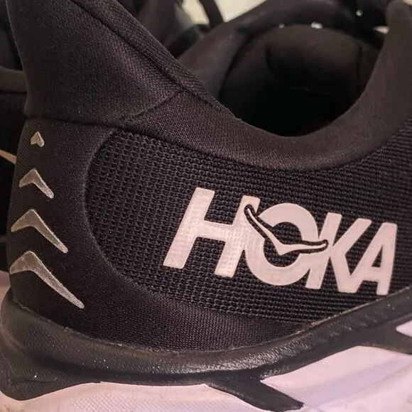 Hoka Clifton 8 Running Shoes Mens 9.5B Black White 1119394 Activewear Athletic