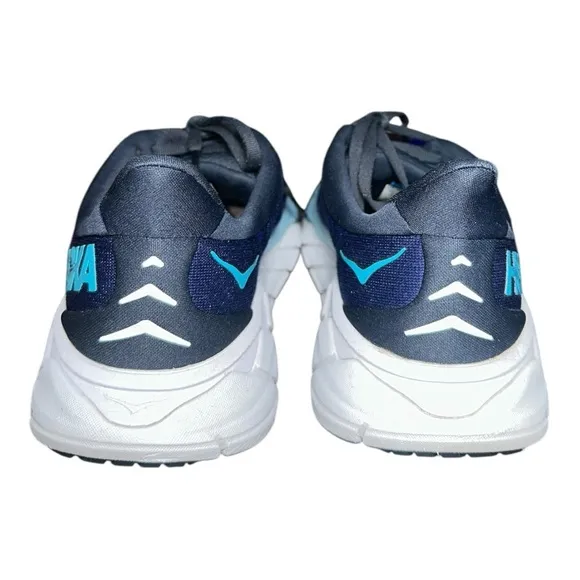 Hoka men’s Arahi 6 Blue and White Running Shoes size 7.5D