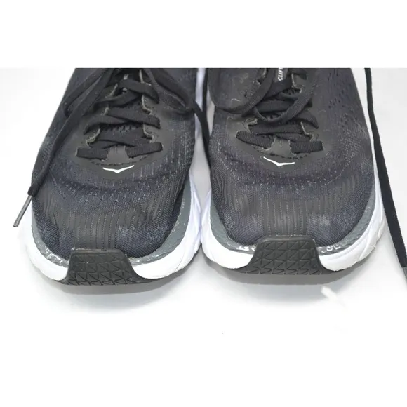 Hoka One One Clifton 7 Women's Size 7.5 Running Shoes Black White 1110509 BWHT