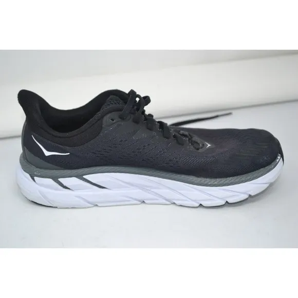 Hoka One One Clifton 7 Women's Size 7.5 Running Shoes Black White 1110509 BWHT