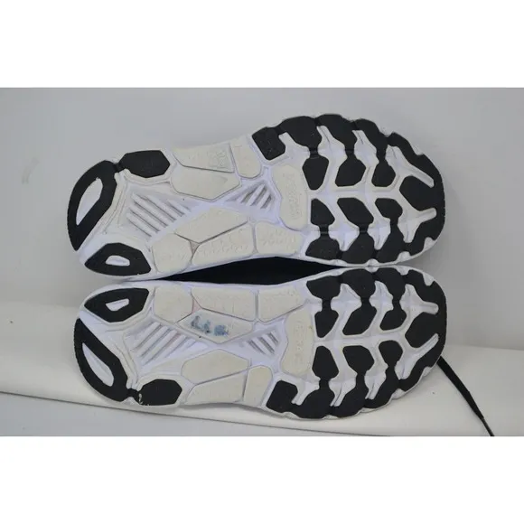 Hoka One One Clifton 7 Women's Size 7.5 Running Shoes Black White 1110509 BWHT