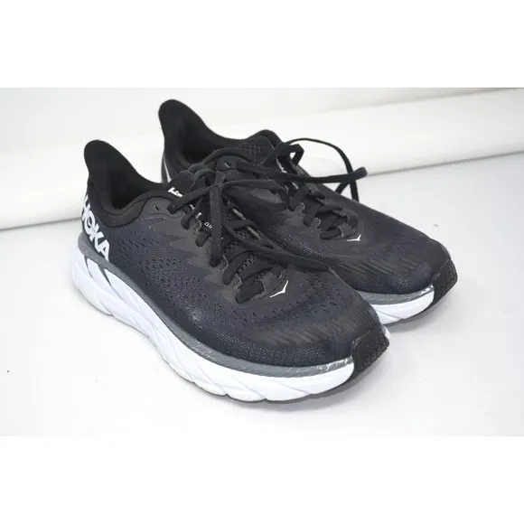 Hoka One One Clifton 7 Women's Size 7.5 Running Shoes Black White 1110509 BWHT