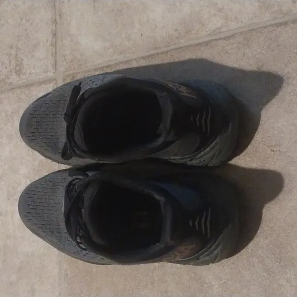 Hoka One One Clifton 8 Lace Up Gray Black Running Shoes Women’s Size 8