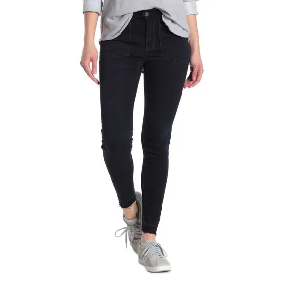 💙HP💙 Free People Ivy Seal Blue Mid-Rise Skinny Jeans 26
