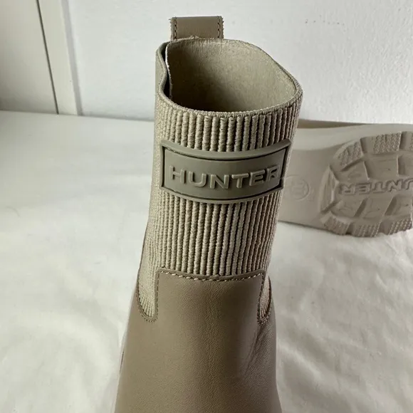 Hunter Explorer Chelsea Flatform Lug Boot Tan Ankle Boots Women’s Size 6 NWOB