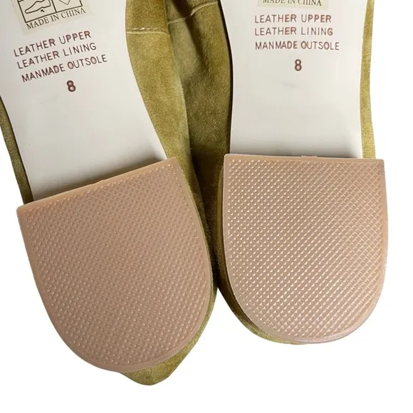 Intentionally Blank NWOB Olive Green Mustard Suede Kemp Mary Jane Shoes 8