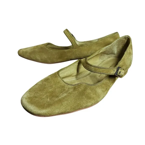 Intentionally Blank NWOB Olive Green Mustard Suede Kemp Mary Jane Shoes 8