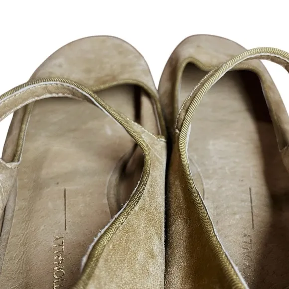Intentionally Blank NWOB Olive Green Mustard Suede Kemp Mary Jane Shoes 8