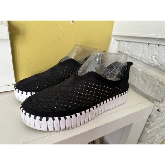 Isle Jacobsen Hornbæk Plateau Tulip Shoe Black w/ White Platform Soles sz 39