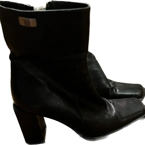 Italian square-toed boots. So chic.