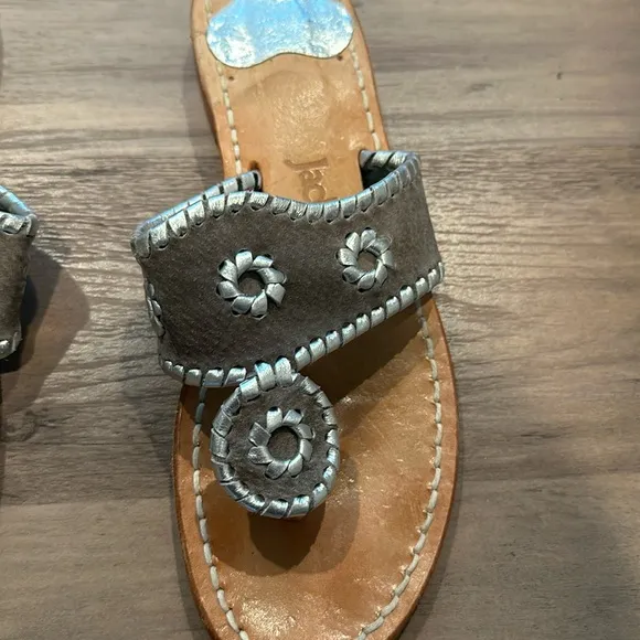 Jack Roger’s Size 7 Vintage Navajo Leather Thong Sandal