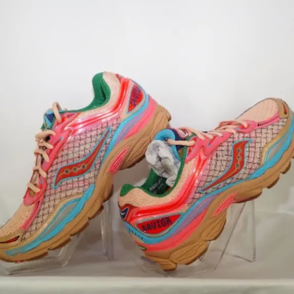 Jae Tips x Saucony ProGrid Omni 9 Tan Size: 9.5 Limited Edition New