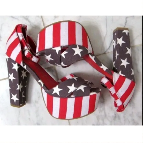 Jefferey Campbell Carmen El Carmen Platform