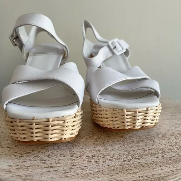 Jeffrey Campbell Amma Platform Sandals in White and Tan Size 10, NWOB